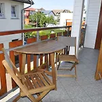 Bed & Breakfast Maja 3*