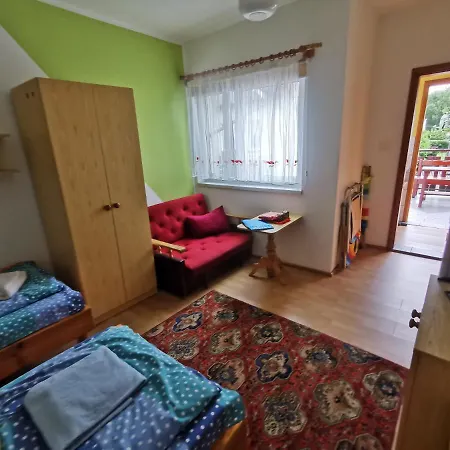 Dom Wczasowy Maja Bed & Breakfast