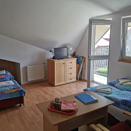 Dom Wczasowy Maja Bed & Breakfast