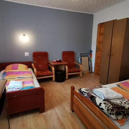 Dom Wczasowy Maja Bed & Breakfast *