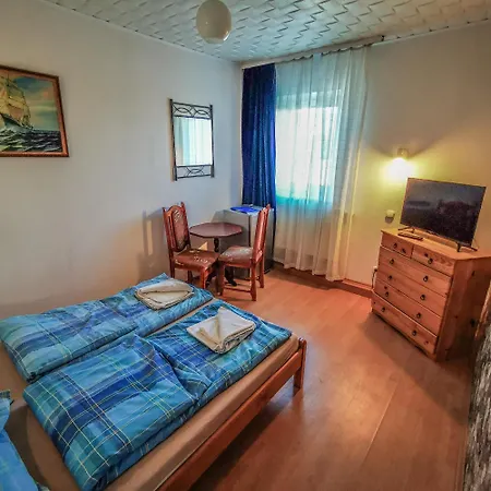 Dom Wczasowy Maja Bed & Breakfast Dzwirzyno