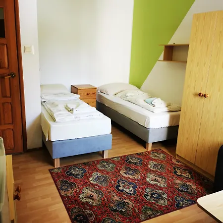 Dom Wczasowy Maja Bed & Breakfast