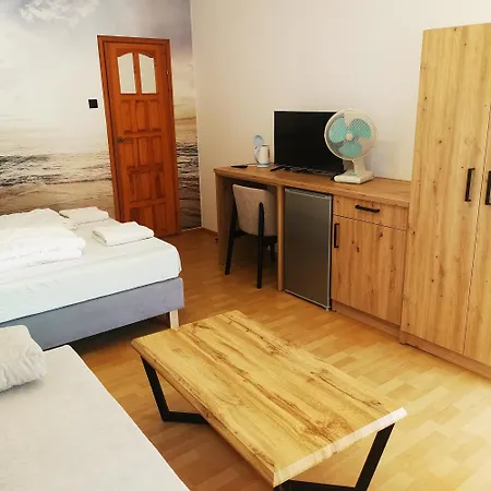 Dom Wczasowy Maja Bed & Breakfast *