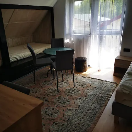 Maja 3*