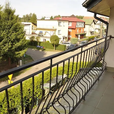 Bed & Breakfast Dom Wczasowy Maja *