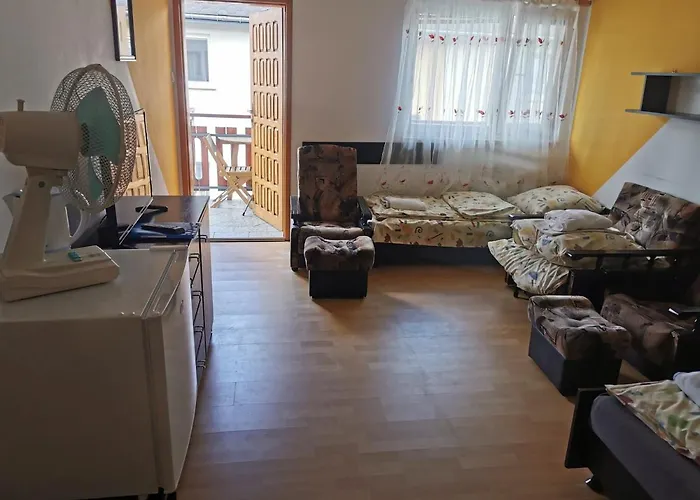 Maja Bed & Breakfast