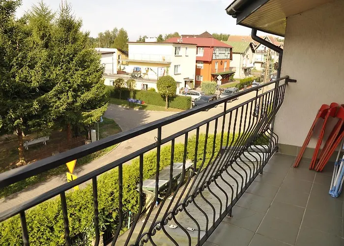 Bed and breakfast Maja 3*